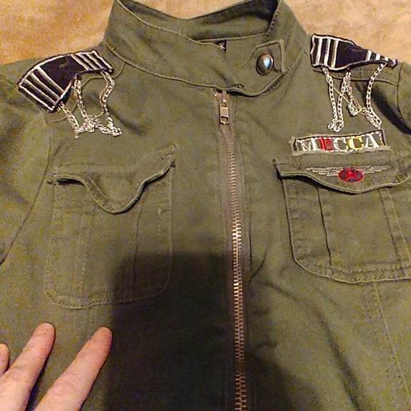 Jacket - Picture 2 of 4
